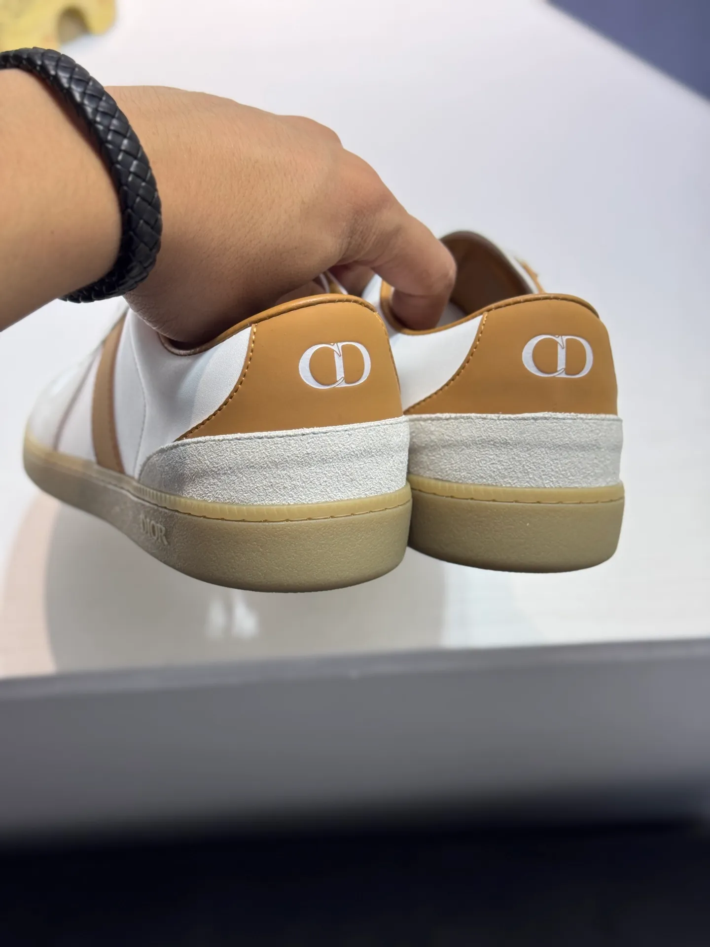Men's Men's Shoes💰380【New Style】🎠🎠Dior🔍Top Purchasing Agency🇮🇹Di's hot style super popular sneakers are synchronized with the new product counters. The uppers are original Italian imported cowhide, the logo graphics are perfectly reproduced with complex craftsmanship necessary for fashionistas, and the imported soft sheepskin lining is Sole: The original sole is specially provided by the original factory. The exclusive movable molded sole is super comfortable. The original factory follows the order. 🔍🔍Multiple colors are available. You can enter and exit the counter at will. Welcome to compare. A must-have for trendy men. Code number: 38-44 (45 customized